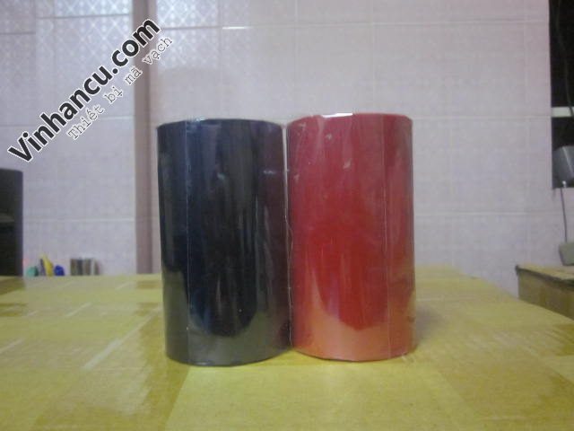 Ribbon in ma vach mau den, do